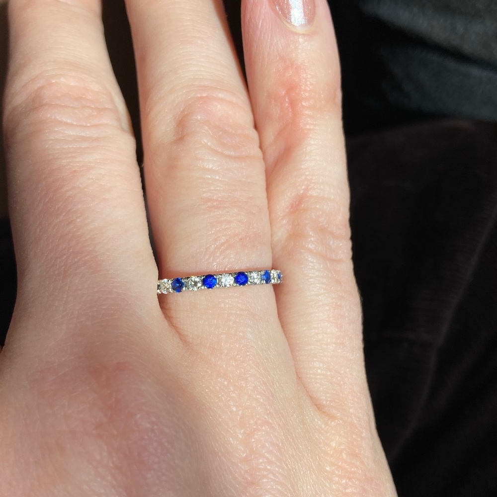 14k white gold diamond and sapphire band size 5